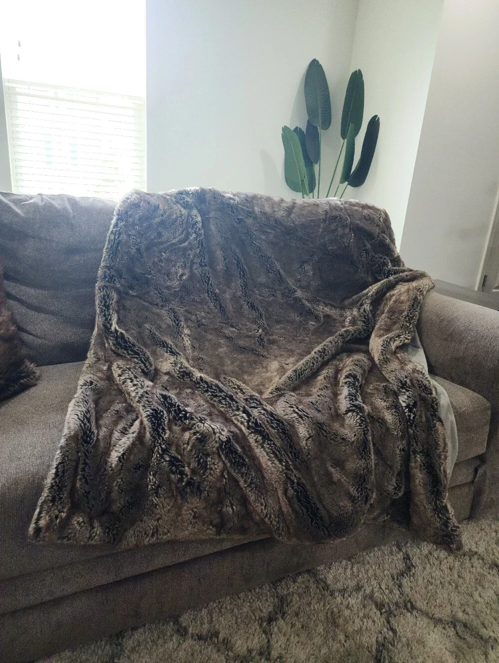 Quince Luxury Faux Fur Throw Blanket